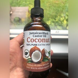 Jamaican pure Castor Coconut oil of 4 fluid ounces